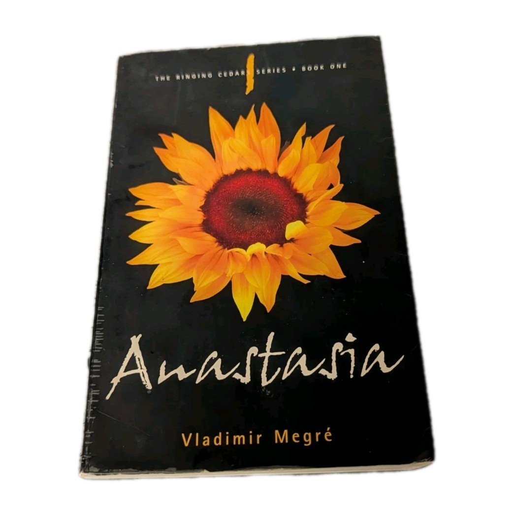 Anastasia The Ringing Cedars Series Book 1 Vladimir Megre PB **SEE PHOTOS**