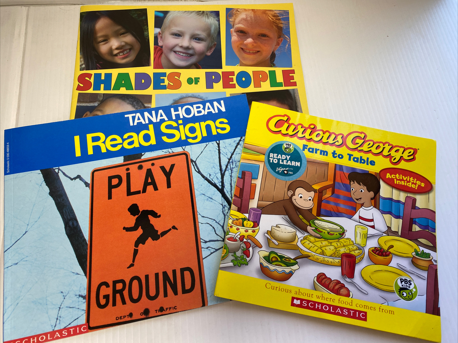 I Read Signs, Curious George, Shades Of People Lot 3 Scholastic Paperback Books