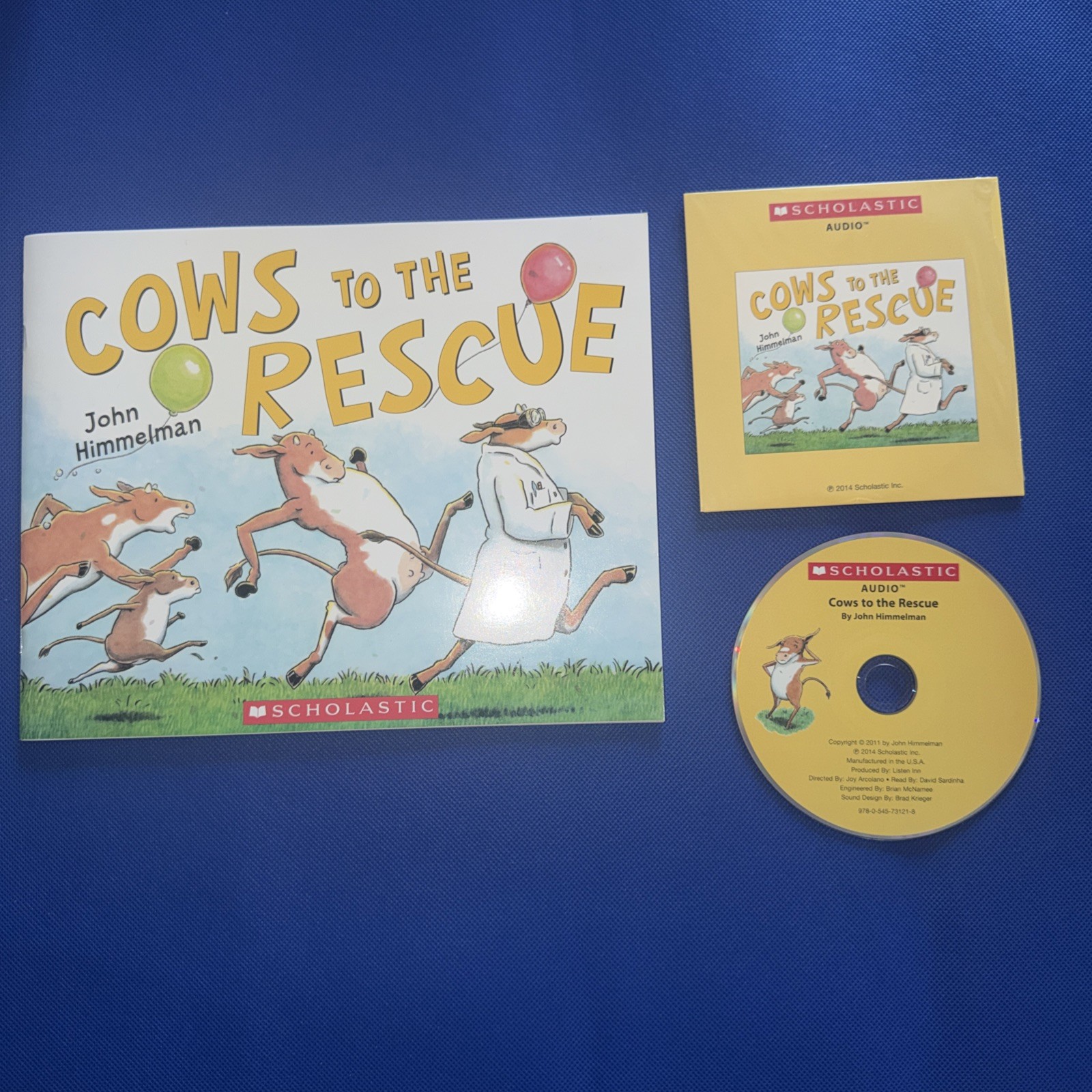 Cows To The Rescue – Paperback with Audio CD – Scholastic Book