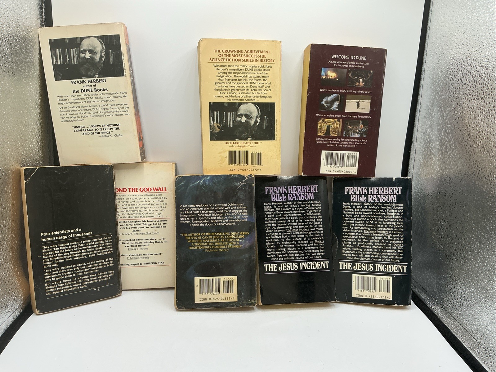 FRANK HERBERT LOT Of 8 – Science Fiction Paperbacks Dune